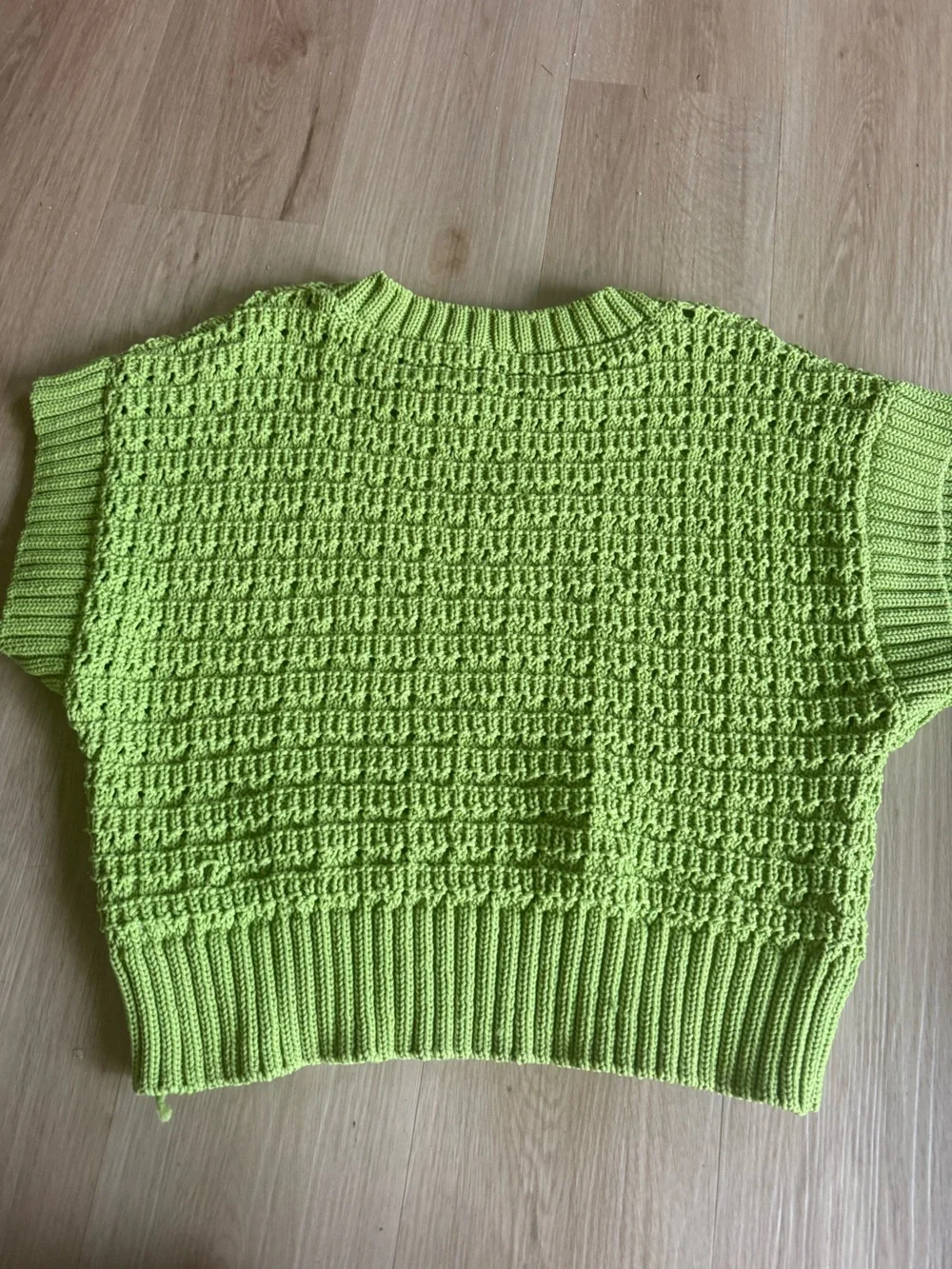 Varley Fillmore Knit Top Womens L Lime Green Cropped Boxy Fit Sweater Cottage